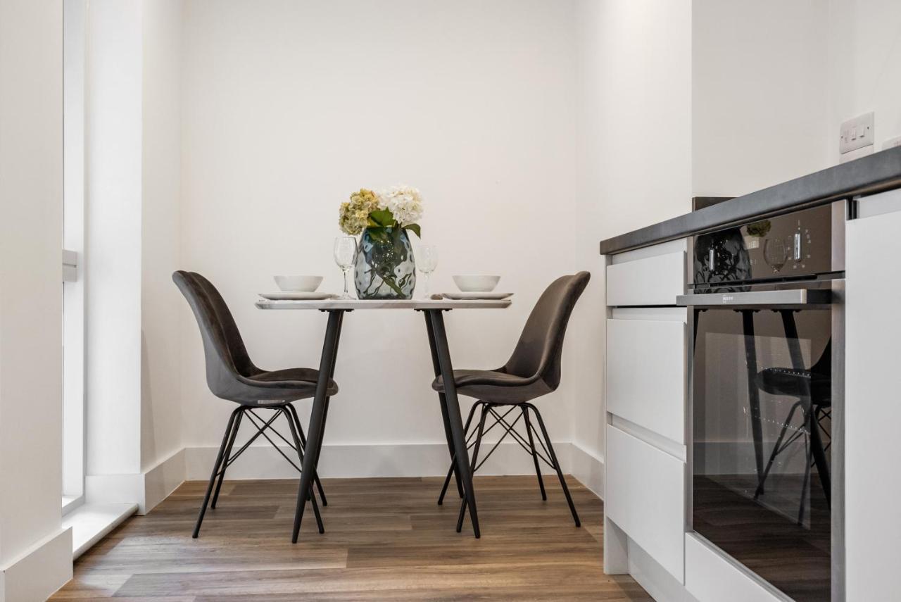 Tailored Stays - Water Street Apartments Cambridge  Bagian luar foto